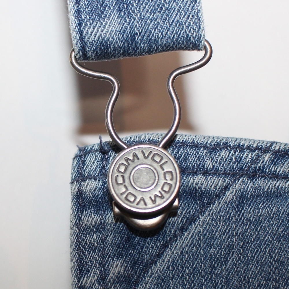 VOLCOM Overalls - Picture 7 of 13